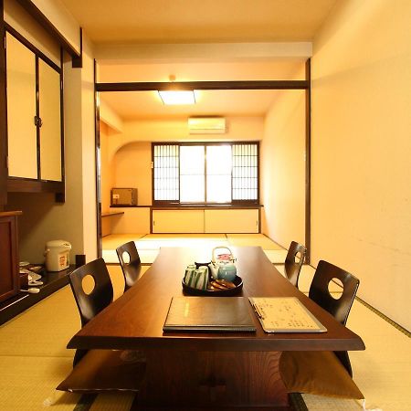 Hotel Gokuraku Onsen Takumi No Yado à Takaharu Extérieur photo