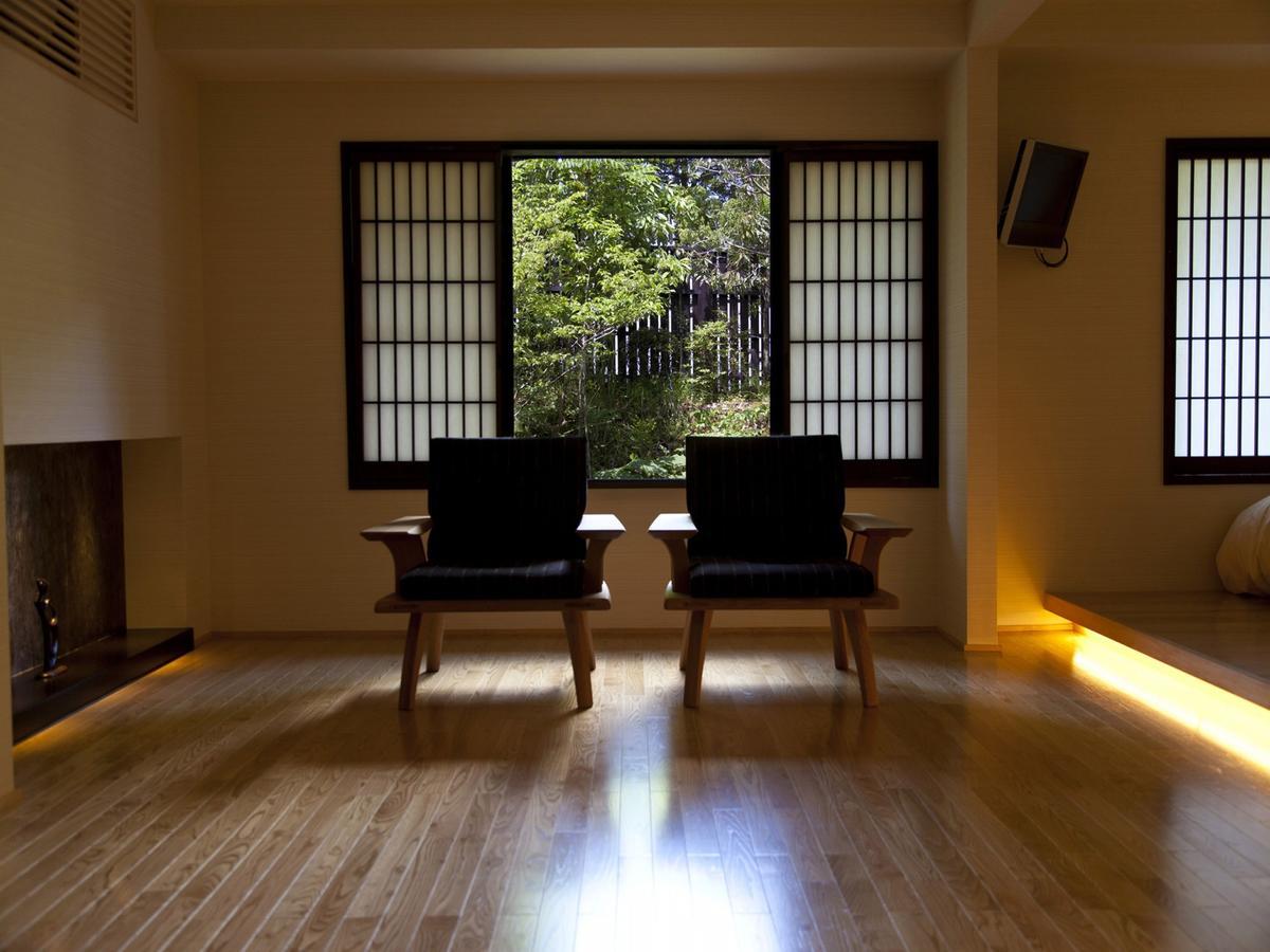 Hotel Gokuraku Onsen Takumi No Yado à Takaharu Extérieur photo